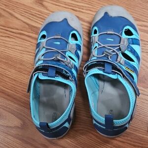Keen Womens Size 7 Aqua and Gray Water Shoes
